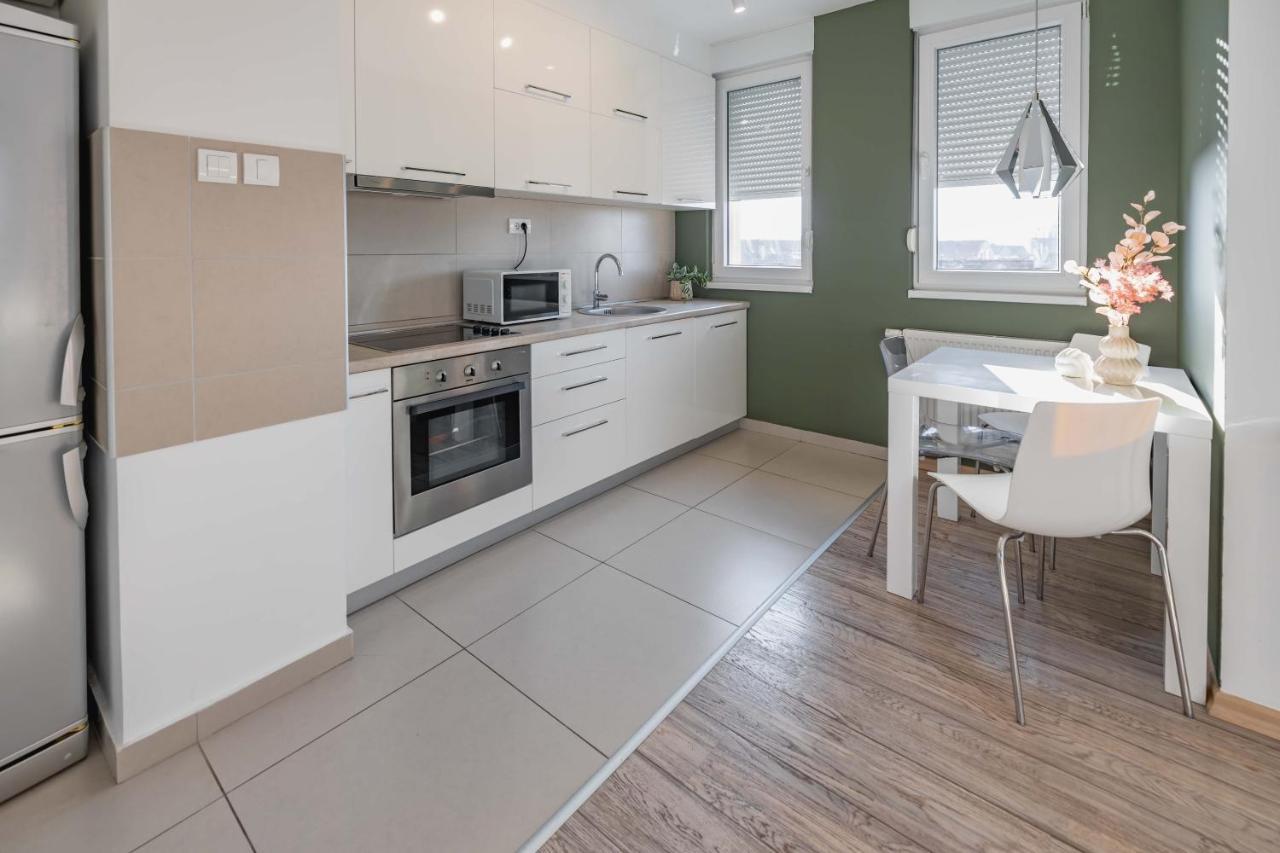 Bella Apartment Novi Sad Dış mekan fotoğraf