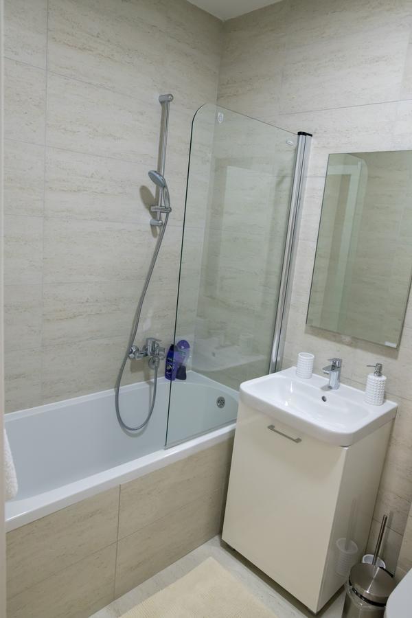 Bella Apartment Novi Sad Oda fotoğraf